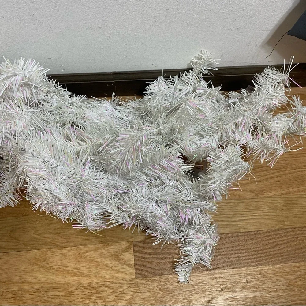 6ft Lighted Holiday Christmas Garland White NEW Decoration